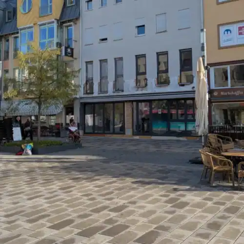 Ketten-Schock am Kornmarkt: Muss das Marktkaffee zittern?